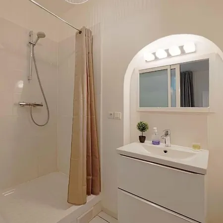 Lejlighed Cosy Updated Studio For 2 In The Center Of *